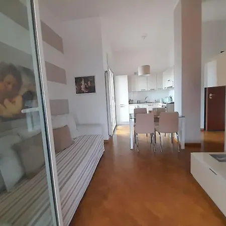 Attico Nelle Torri Di Fiumara Genua
